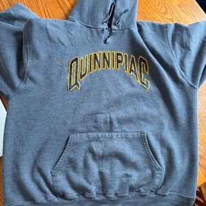 Vintage Quinnipiac Sweatshirt (2XL)